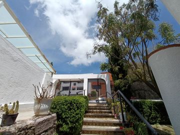 CASA CON ALBERCA
