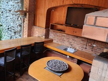 CASA CON ALBERCA