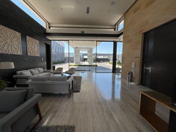 VENTA DE EXCLUSIVO DEPARTAMENTO, TORRE NEBRA, ZONA NORTE DE LEÓN, GTO.