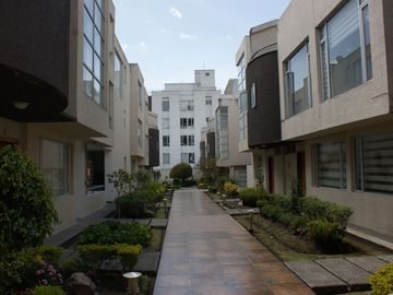 Venta  - Casa - Norte - Quito - Santa Lucia Alta