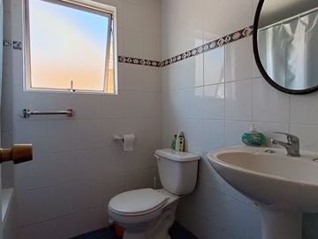 Casa de dos pisos en Villa Alhambra, Chiguayante
