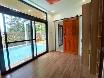 With Pool 2Storey Semi-Furnished Single Retirement House and Lot For Sale in Tagaytay