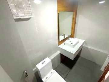With Pool 2Storey Semi-Furnished Single Retirement House and Lot For Sale in Tagaytay