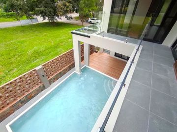 With Pool 2Storey Semi-Furnished Single Retirement House and Lot For Sale in Tagaytay