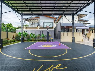 1,100 Sqm Fully Furnished Private Resort w/ AirBnB 2 Separate House for Sale in Amadeo Cavite