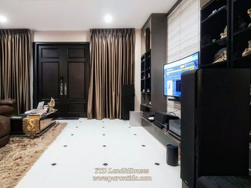 Luxury house For Sale at Nantawan Bangna km7 M-Size 40.9 M.THB