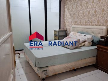 Dijual Rumah di Camar, Bintaro Sektor 3 - Lokasi Bagus, Dekat Tol & Stasiun!
