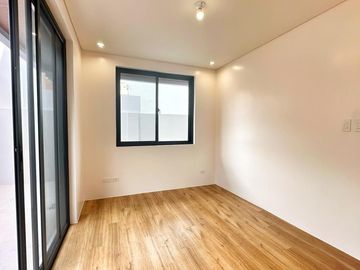 SEMI FURNISHED HOUSE FOR SALE NEAR AIRPORT