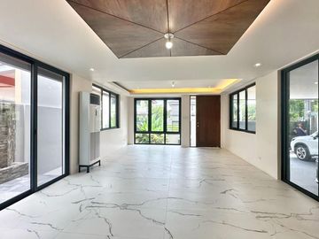 SEMI FURNISHED HOUSE FOR SALE NEAR AIRPORT