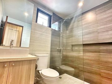 SEMI FURNISHED HOUSE FOR SALE NEAR AIRPORT