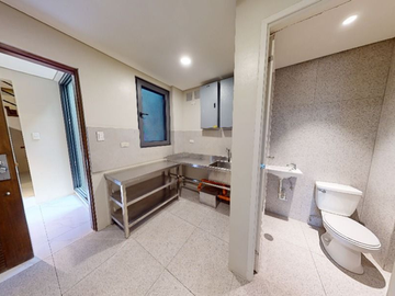 5BR Townhouse for Sale in Paranaque City