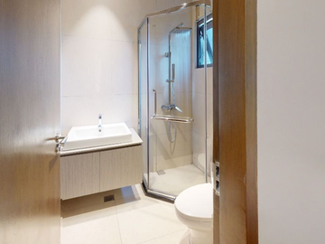 5BR Townhouse for Sale in Paranaque City