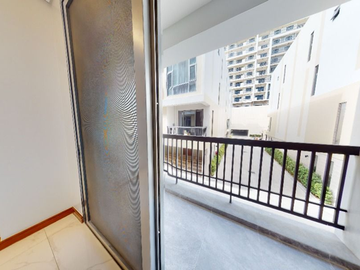 5BR Townhouse for Sale in Paranaque City