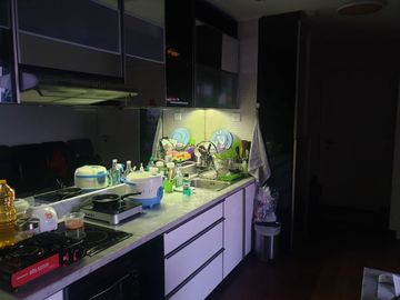 SEWA APARTEMEN DAERAH PAKUWON INDAH 2BR FURNISHED WATERPALCE RESIDENCE