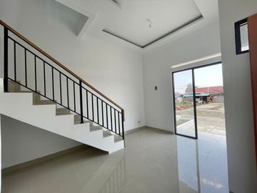 For Sale 2-Storey House in Pocis Tangerang on the Side of the Highway