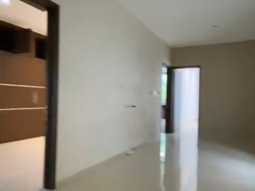 Dijual Rumah di Serenia Hills, Lebak Bulus 3 Lantai Cluster Quantum LT 250
