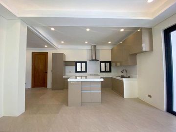 Brand New 3-Bedroom House for sale in South Forbes Villas