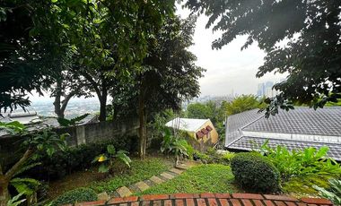 2-Story House and Lot for Sale in Blue Ridge A, Quezon City