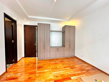 FOR SALE STUNNING BRAND NEW HOUSE FOR SALE IN BF HOMES