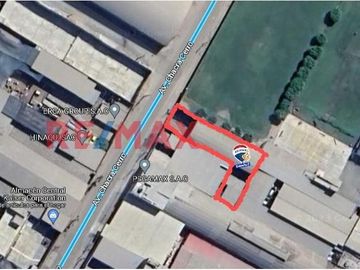 Local Industrial En Venta En El Distrito Comas De 544.50 M2