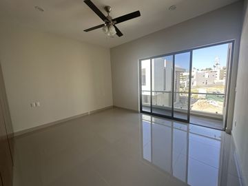 ESPECTACULAR CASA EN VENTA EN MAZATLAN SECTOR CERRITOS (MARALTO RESIDENCIAL) 4 RECAMARAS, A SOLO 200 MTS DEL MAR, PRIVADA CON ALBERCA