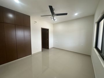 ESPECTACULAR CASA EN VENTA EN MAZATLAN SECTOR CERRITOS (MARALTO RESIDENCIAL) 4 RECAMARAS, A SOLO 200 MTS DEL MAR, PRIVADA CON ALBERCA