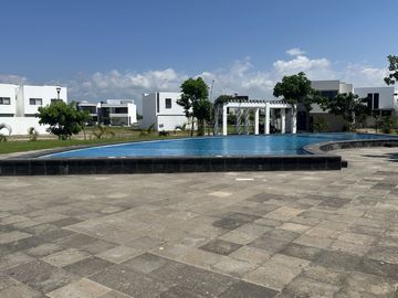 ESPECTACULAR CASA EN VENTA EN MAZATLAN SECTOR CERRITOS (MARALTO RESIDENCIAL) 4 RECAMARAS, A SOLO 200 MTS DEL MAR, PRIVADA CON ALBERCA