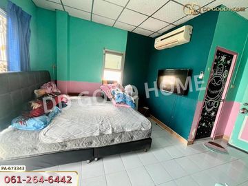 Townhouse, Sirikarn Village Phutthabucha 36, Bang Mot, near Thonburi Rom Park