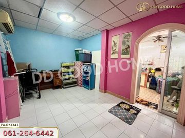 Townhouse, Sirikarn Village Phutthabucha 36, Bang Mot, near Thonburi Rom Park