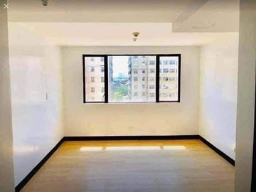 CAMBRIDGE VILLAGE OFFERS 1BR CONDO UNIT NEAR EASTWOOD, TIENDESITAS, BGC, AND SM MEGAMALL