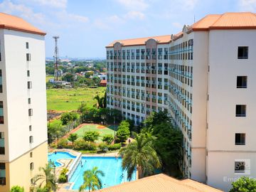 CAMBRIDGE VILLAGE OFFERS 1BR CONDO UNIT NEAR EASTWOOD, TIENDESITAS, BGC, AND SM MEGAMALL