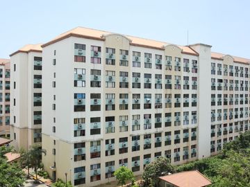 CAMBRIDGE VILLAGE OFFERS 1BR CONDO UNIT NEAR EASTWOOD, TIENDESITAS, BGC, AND SM MEGAMALL