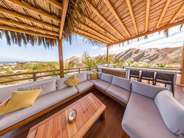 ¡SE VENDE EXCLUSIVA CASA DE PLAYA EN CONDOMINIO PUNTA SAL BAY HOUSE, TUMBES!
