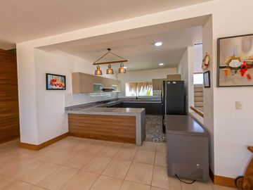 ¡SE VENDE EXCLUSIVA CASA DE PLAYA EN CONDOMINIO PUNTA SAL BAY HOUSE, TUMBES!