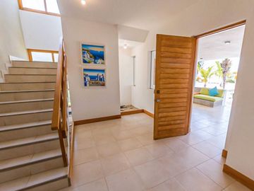 ¡SE VENDE EXCLUSIVA CASA DE PLAYA EN CONDOMINIO PUNTA SAL BAY HOUSE, TUMBES!
