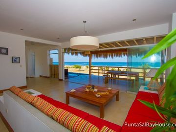 ¡SE VENDE EXCLUSIVA CASA DE PLAYA EN CONDOMINIO PUNTA SAL BAY HOUSE, TUMBES!