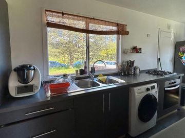 Se vende hermosa casa en sector Cabo Blanco,1230 mts2 aprox. Rol .