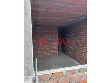 Atención Inversionista Vendo Edificio Semis construido De 4 Pisos En Surco