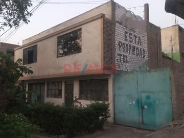 Vendo Casa Como Terreno En Ate De 347M2