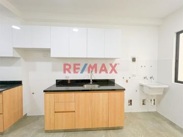 Se Vende Departamento De Estreno 210M2