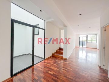 Se Vende Departamento De Estreno 210M2