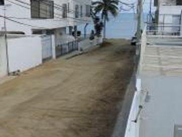 HERMOSA VILLA, MODERNA Y ELEGANTE, A 50 METROS DEL MAR