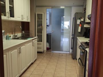 VENTA DE LINDO DEPARTAMENTO EN AURORA MIRAFLORES FRENTE A PARQUE