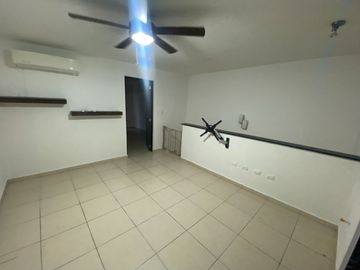 Vende Amplia casa y super Equipada en zona Cumbres, privada Lomas Quetzales