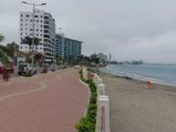 ESPECTACULAR VILLA, CERCA A PUERTO LUCIA Y AL MALECON DE CAROLINA