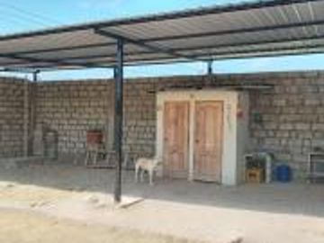 HERMOSA PROPIEDAD EN BALLENITA , ESQUINERO TERRENO GRANDE Y VILLA, SANTA ELENA