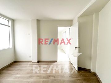 Se Vende Departamento Duplex De Estreno En La Molina - 151M2