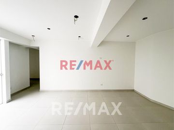 Se Vende Departamento Duplex De Estreno En La Molina - 176 M2