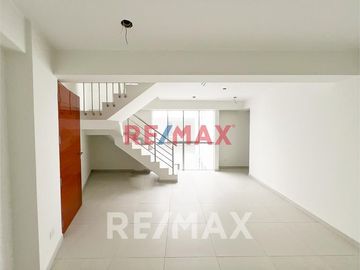 Se Vende Departamento Duplex De Estreno En La Molina - 176 M2