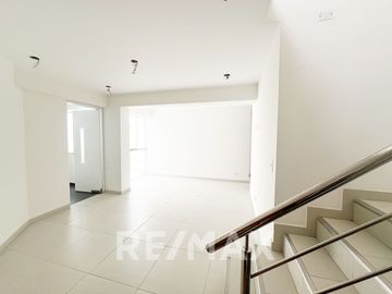 Se Vende Departamento Duplex De Estreno En La Molina - 161 M2